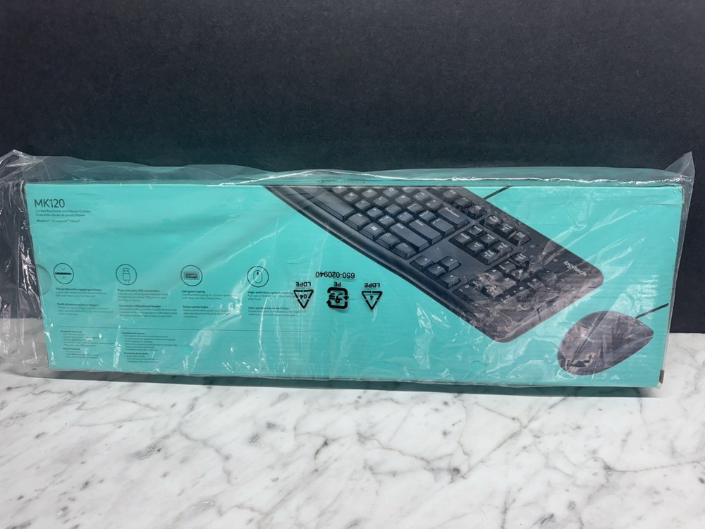 Logitech MK120 (920-002565) Wired Keyboard and Mouse Combo (New)