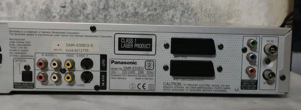 PANASONIC DMR-E55 DVD RECORDER WITH REMOTE CONTROL