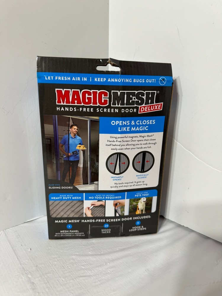 Magic Mesh Deluxe Hands Free Magnetic Screen Door