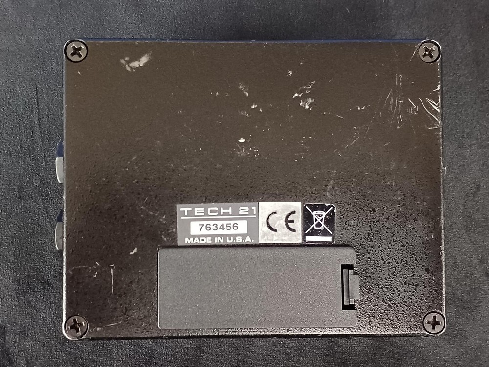 TECH21 SANS bass pre