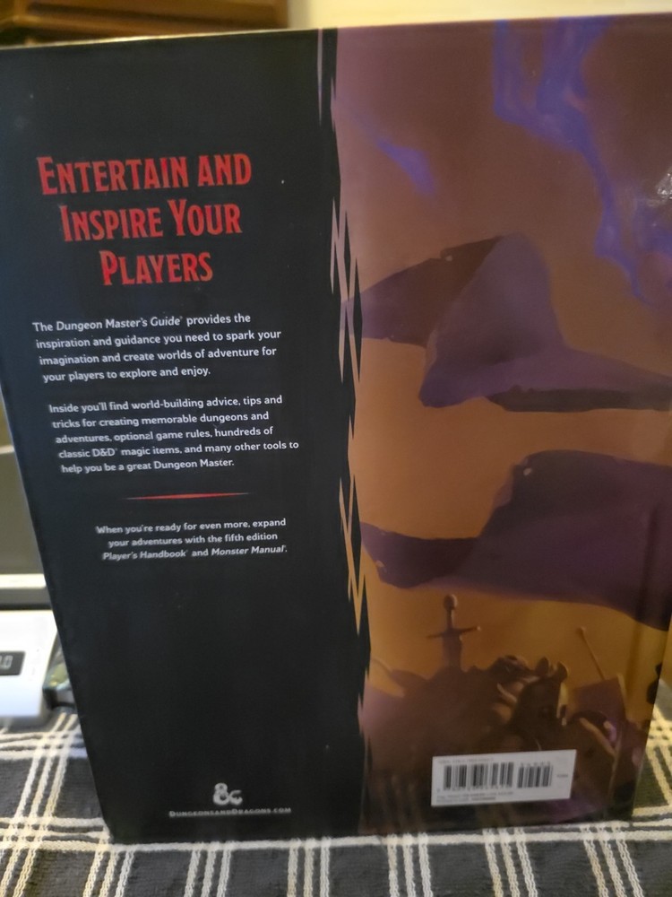 Dungeons and Dragons Dungeon Master's Guide Book