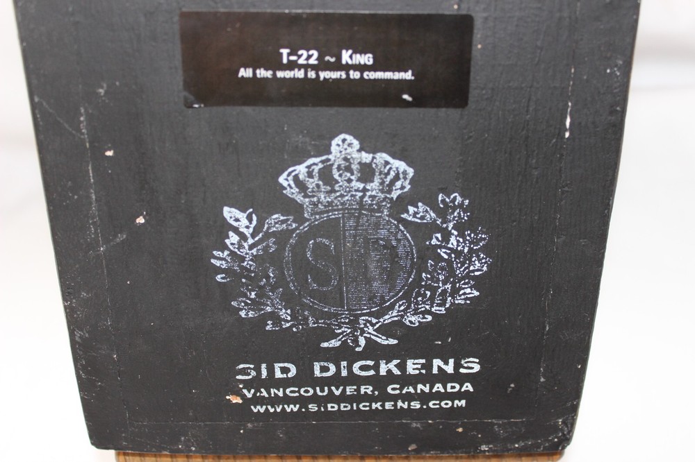 RETIRED Sid Dickens Memory Block Tile “King T22” Issued 1998, Retired 2000