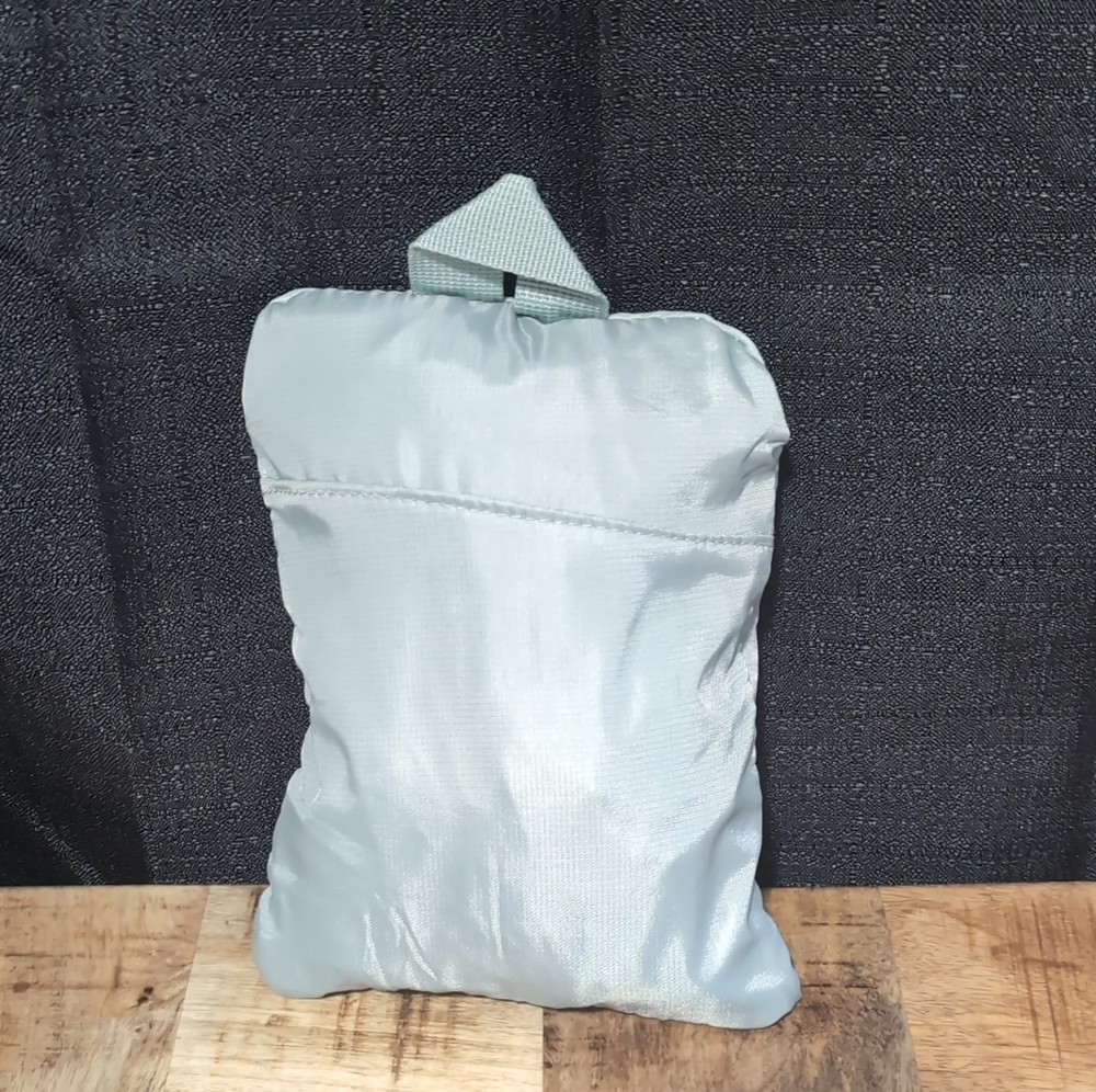 NO BO Packable Lightweight Foldable Gray Nylon Daypack Backpack Zip 2 Pockets