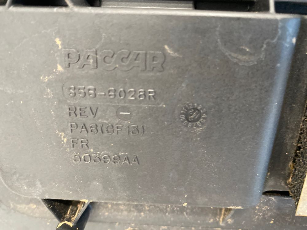 2013 Peterbilt 389 Window Regulator (621-10290)