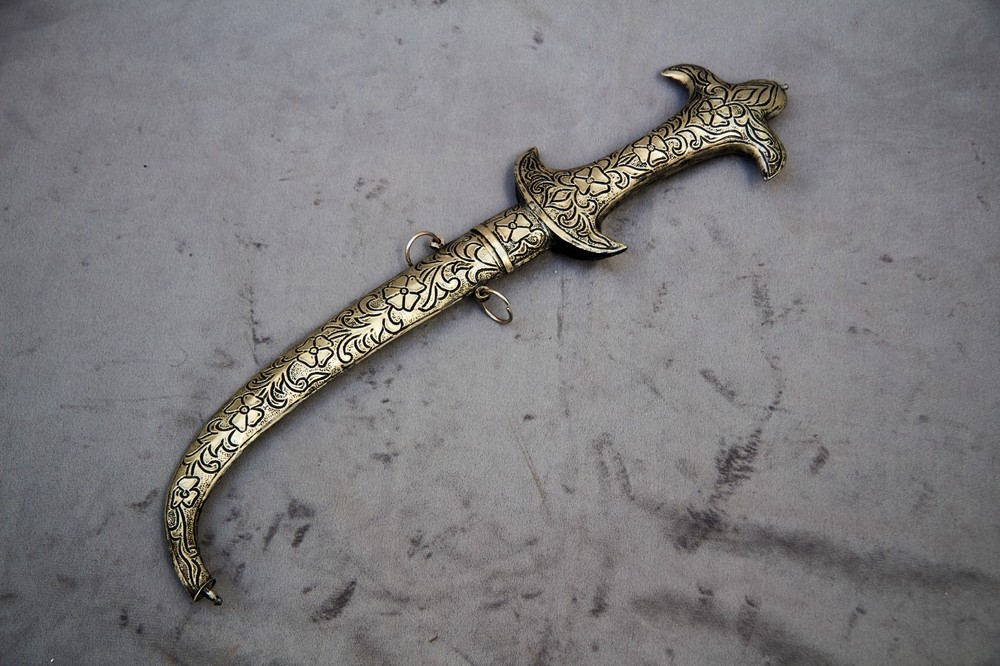 Vintage Handmade Khanjar Silver Plated Handle Engraved Dagger Decorated Knife