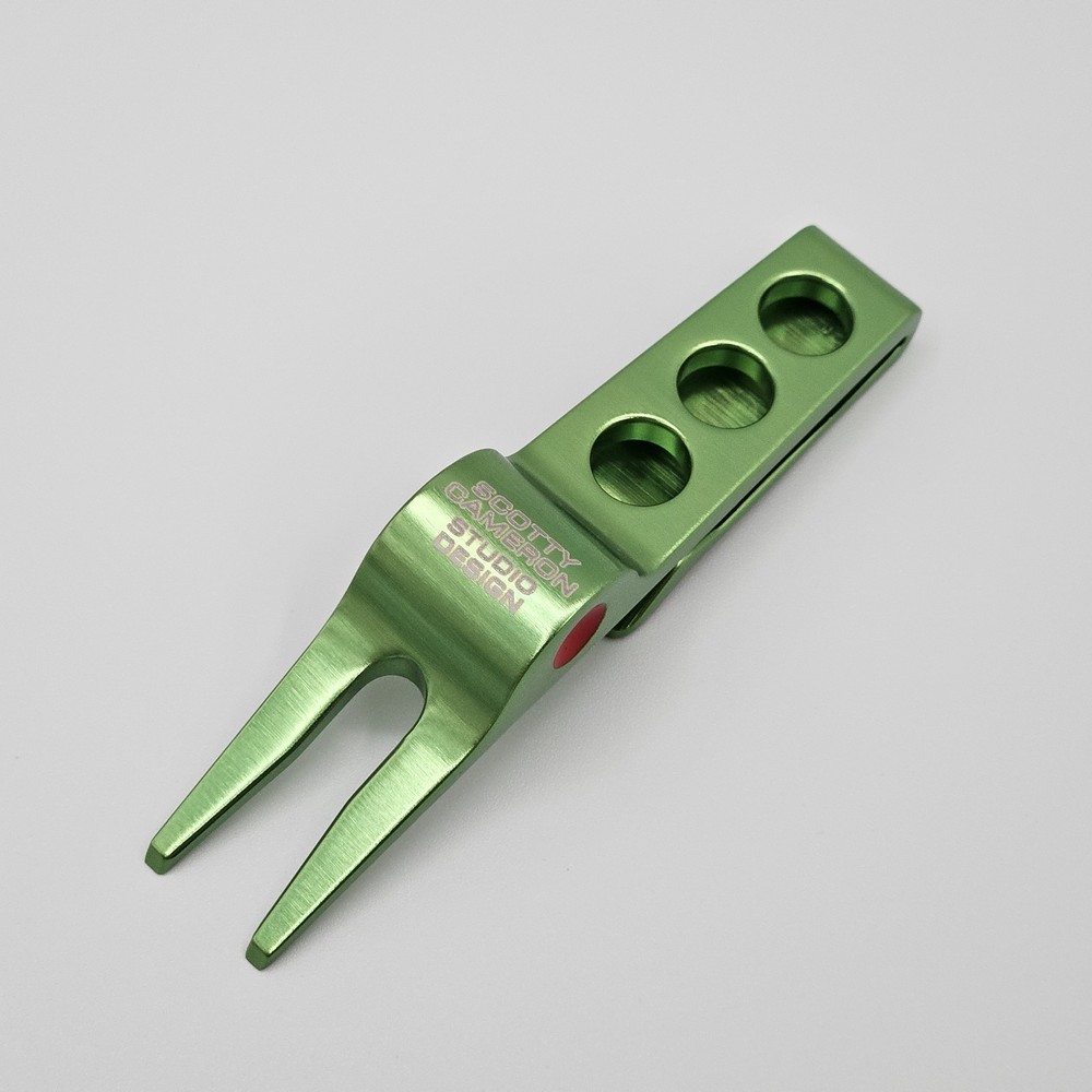 SCOTTY CAMERON 2017 MINI CROWNS PIVOT TOOL