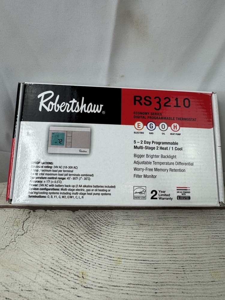 New Robertshaw RS3210 Digital Programmable Thermostat Multi-Stage