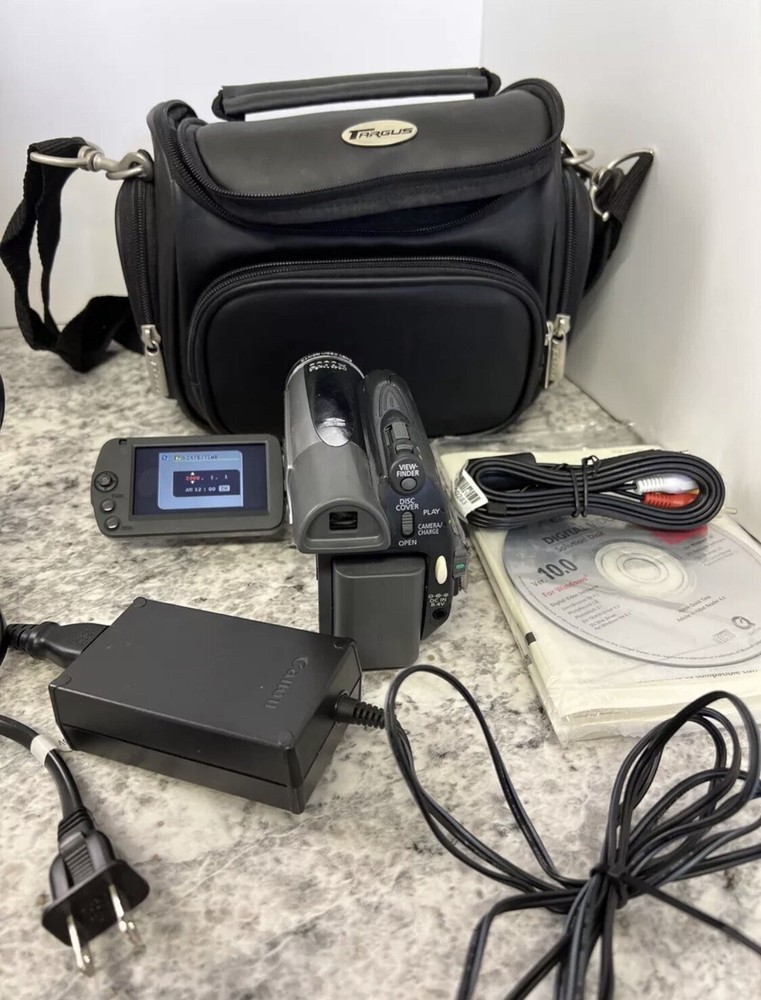 Canon DC410 Mini DVD Camcorder VIDEO CAMERA TESTED WORKING Bundle Lot