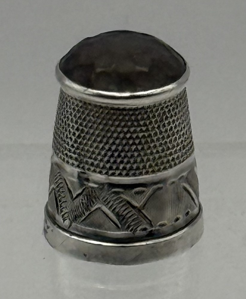 Vintage Sterling Silver Thimble Hallmarked Boxed