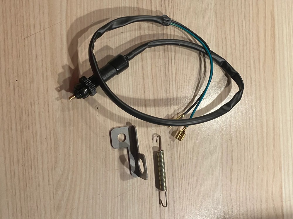 IFA, Set 3 Partial Conversion Set Brake Light Switch,Train Spring, Holder Simson