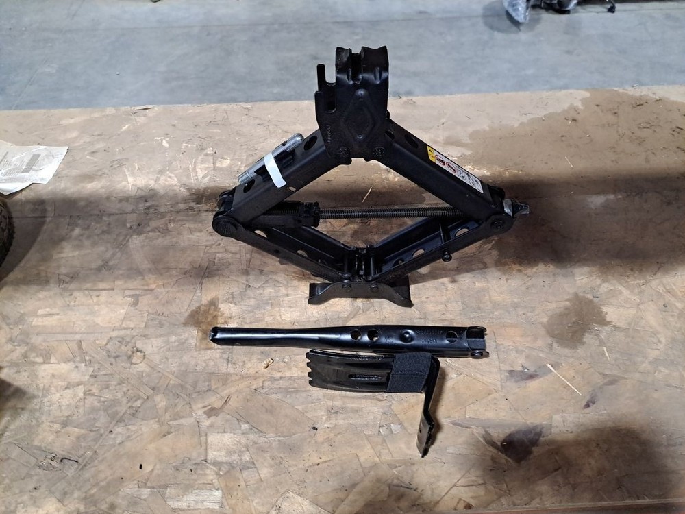 2015 Cherokee Jack Sku#4312691