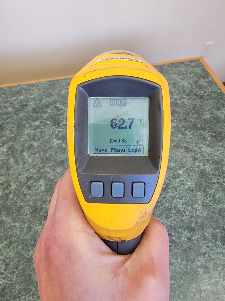 FLUKE 568 IR THERMOMETER Contact Temperature