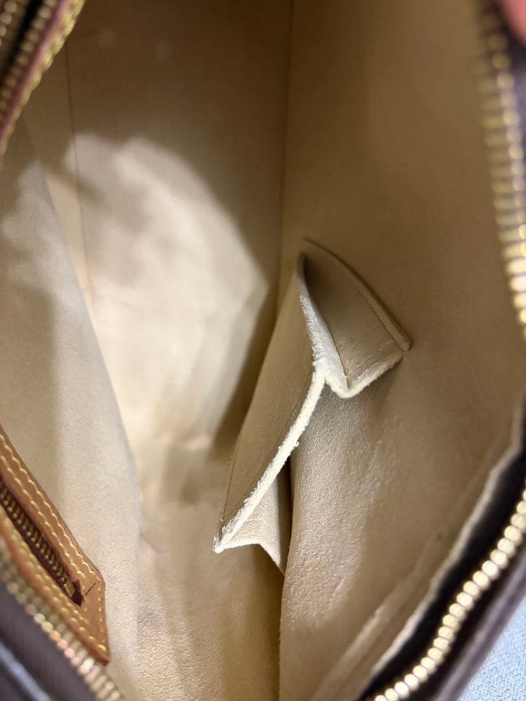 Louis Vuitton Monogram Shoulder Bag Looping MM