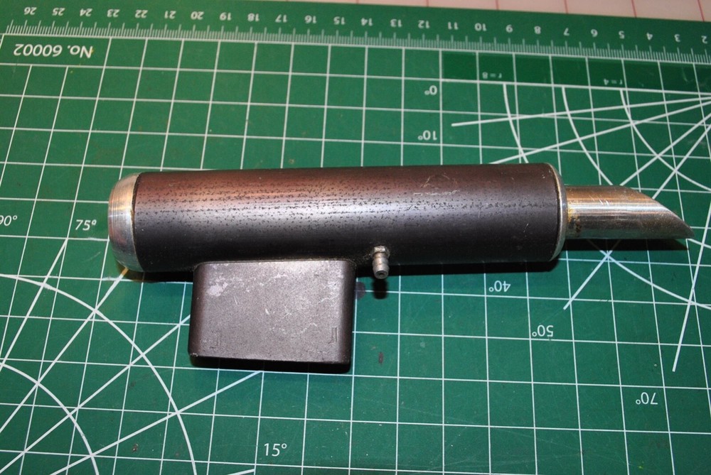 Simco flow through Muffler, 40 size. Vintage.