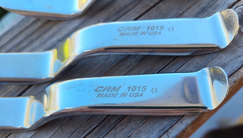 3. Hu-Friedy CRM Cheek Retractor