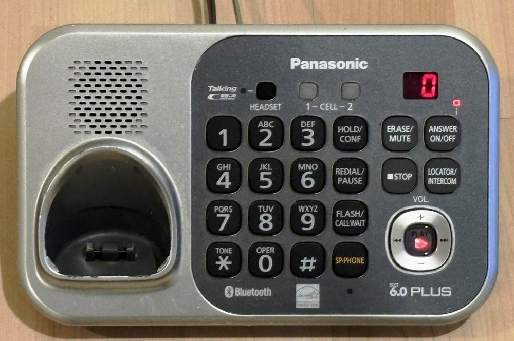Panasonic KX-TG7741 Base Plus PNLV226 Adapter