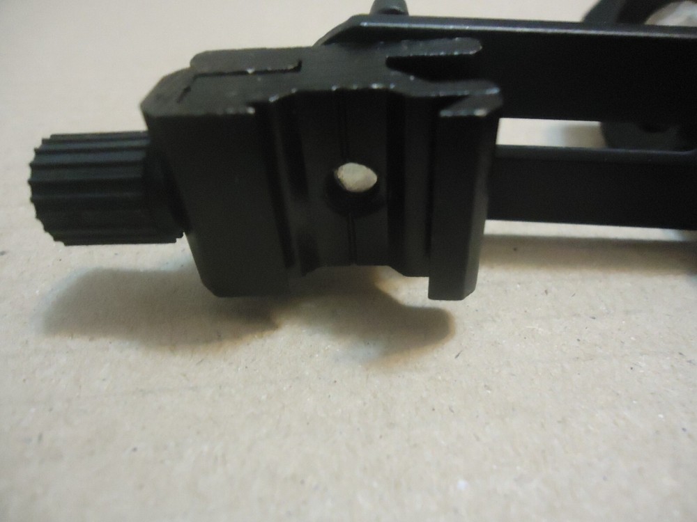Speedlite flash softbox bracket with shoe mount