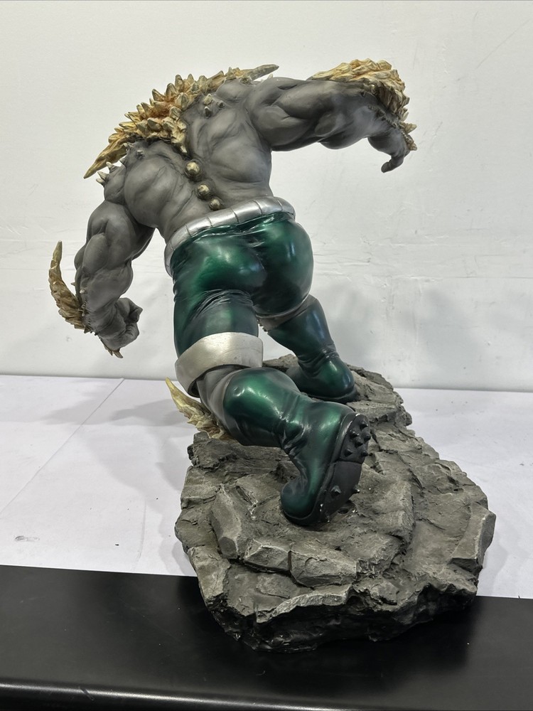 Doomsday Custom Statue 1/4 Scale 20” Not Sideshow Not Prime Studio