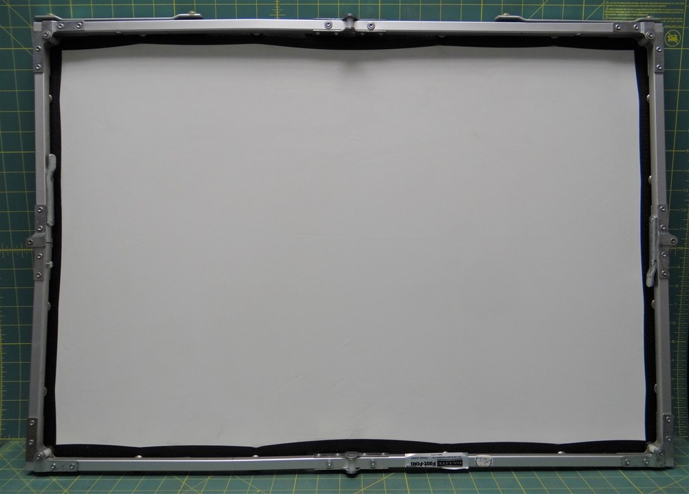 Da-Lite Fast-Fold Mini Projection Screen 28"x19" Screen Size