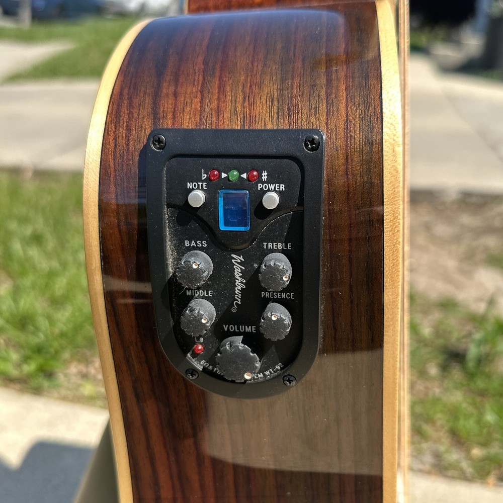 Washburn D10SCE DLK w/ case