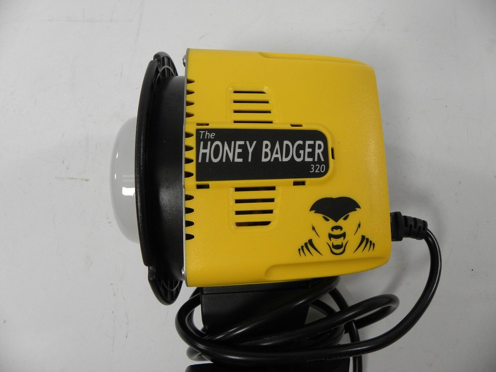 Interfit Honey Badger 320 Strobe Light
