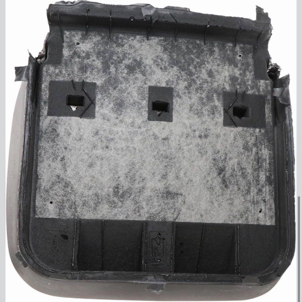 Freightliner Seat Foam - BOS6201089 001