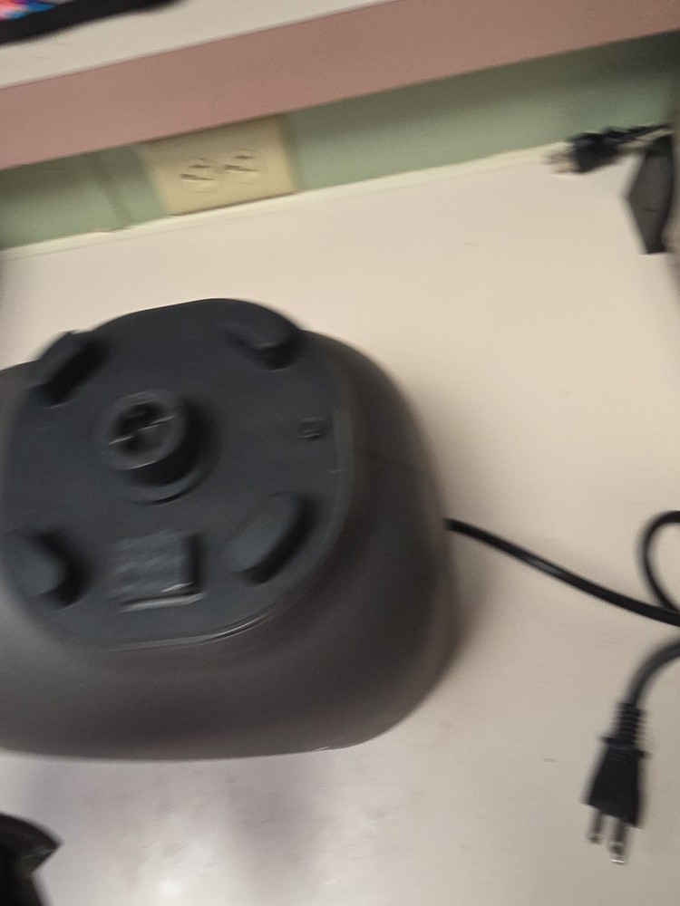 Sur La Table Flex Blend Hot/Cold Electric Blender Read Description.