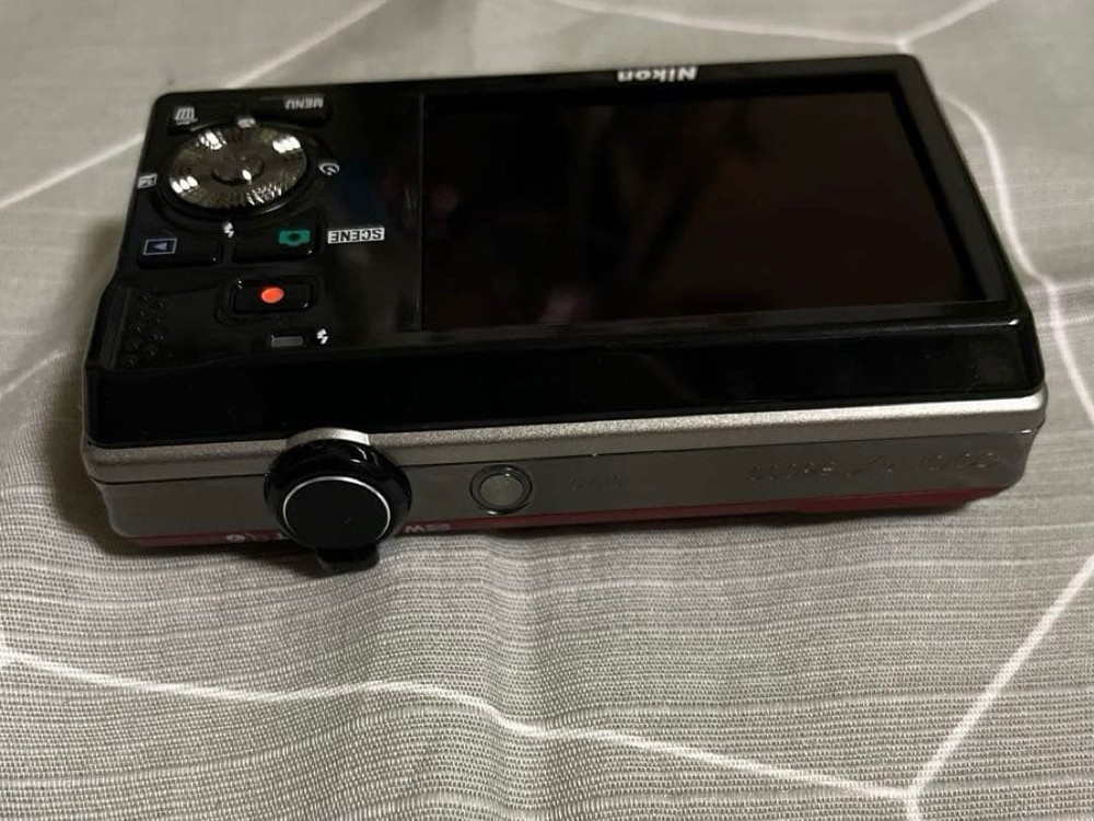 Nikon COOLPIX S6000 Compact Digital Camera Red Tested with Accessories