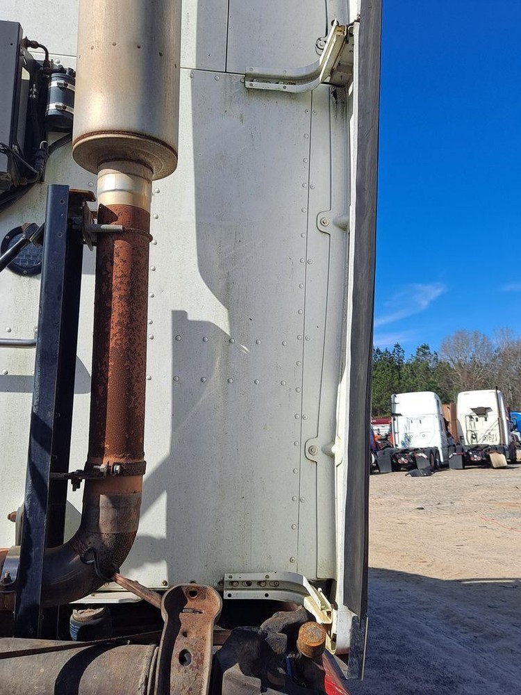 For 2007 PETERBILT 387 SLEEPER FAIRING Right , GA