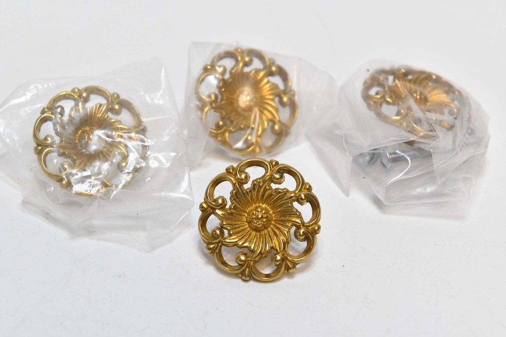 4 MATCHING BRASS NOS DRAWER PULLS OR HANDLES