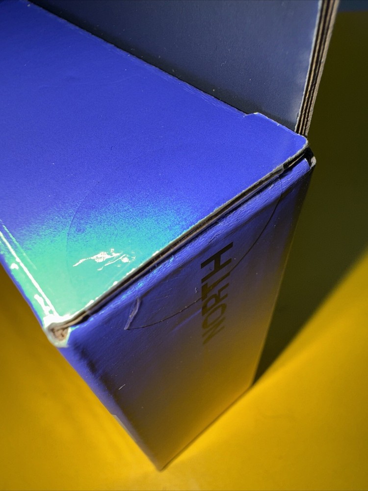 NORTH Wireless Microphone with Charger (USB-C)