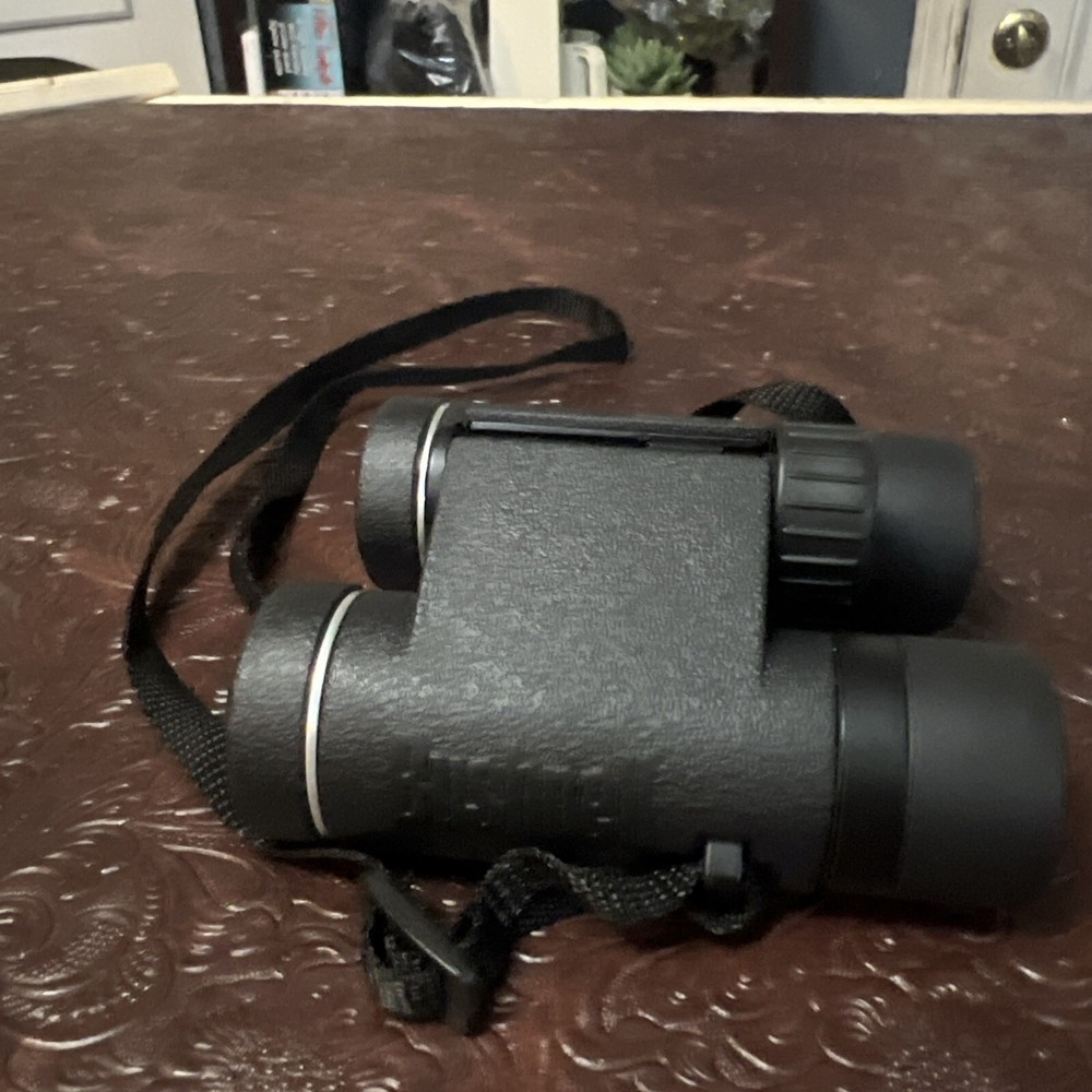 Bushnell Binoculars 10x25 FOV 330FT with Soft Shell Protector Case
