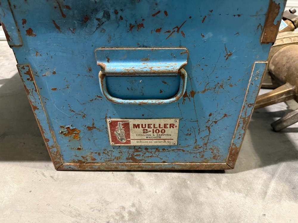 Mueller B-100 Drilling Main Water Line Tapping Pipe Tapper