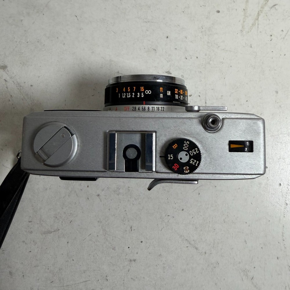 Olympus 35RC Black Silver 35mm Built-in Light Meter Portable Rangefinder Camera