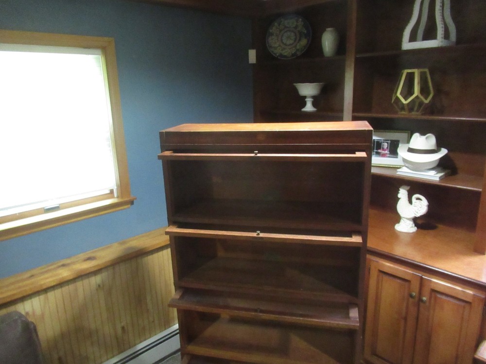 Vintage - Globe Wernicke Barrister Bookcase - complete - 4 section