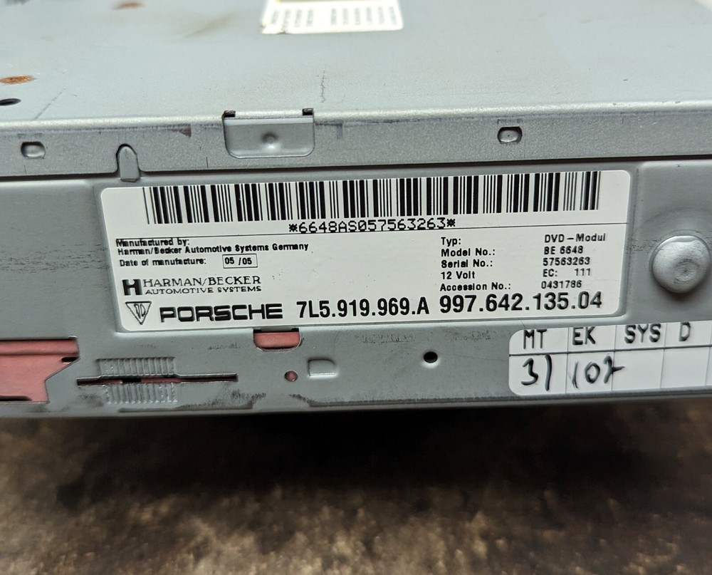 SatNav Disc Unit - 7l5919969A - Porsche Cayenne