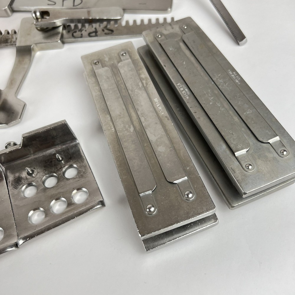 Pilling And More Retractor Spreader Set