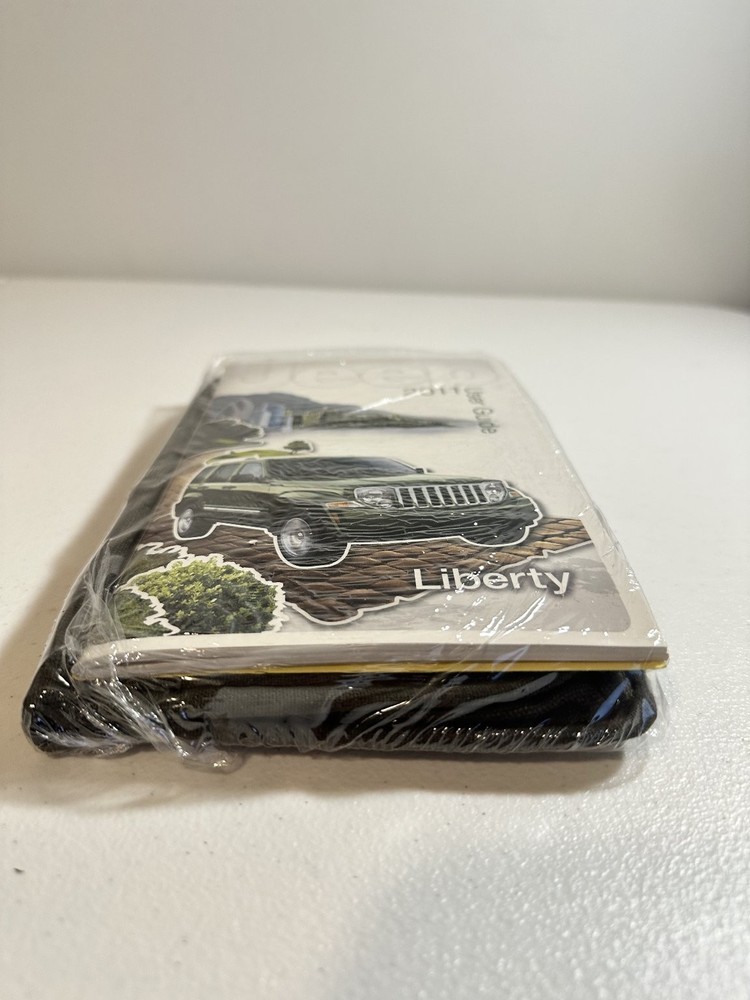 2011 Jeep Liberty Owner's Manual Set