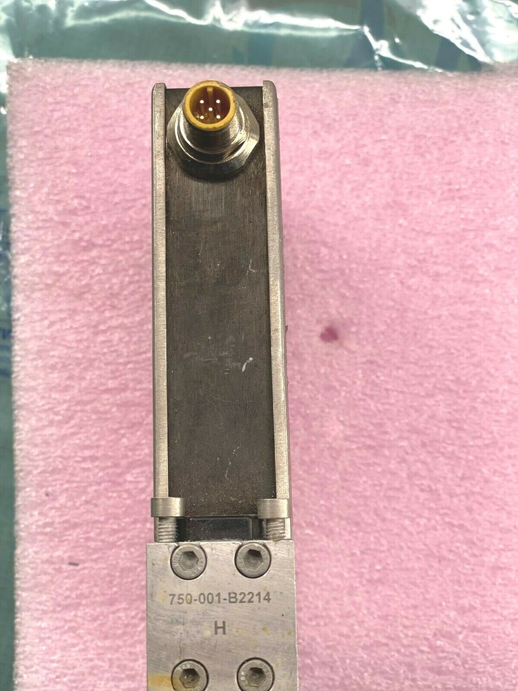 Celerity Unit UFC-8565 Mass Flow Controller MFC 3L SiF4