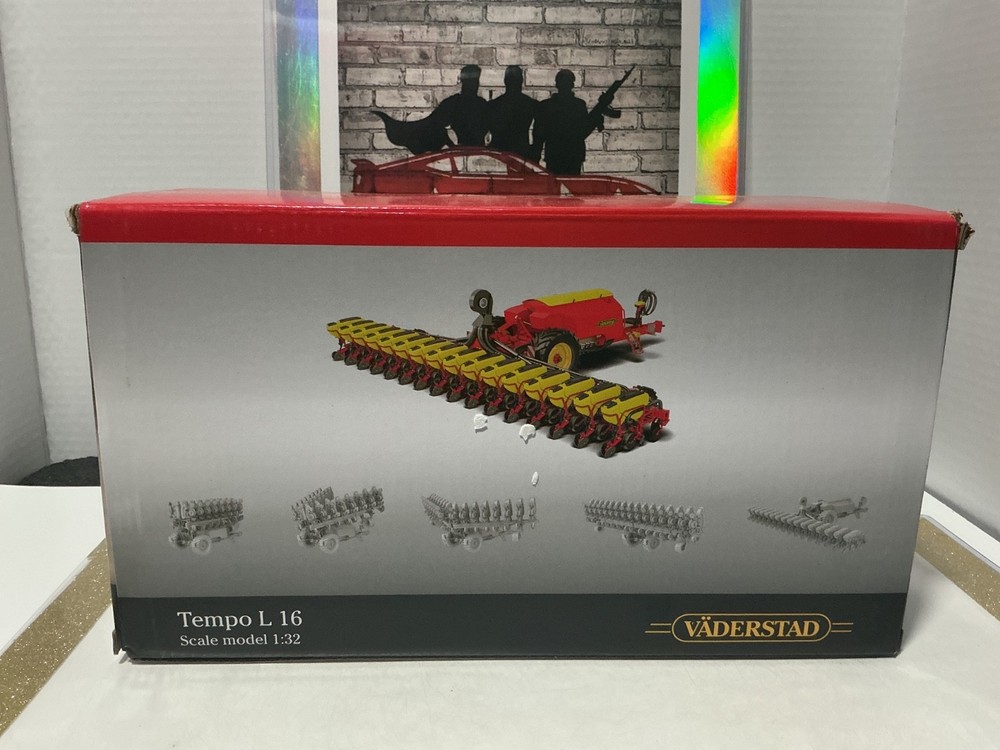 1:32 VADERSTAD TEMPO L 16