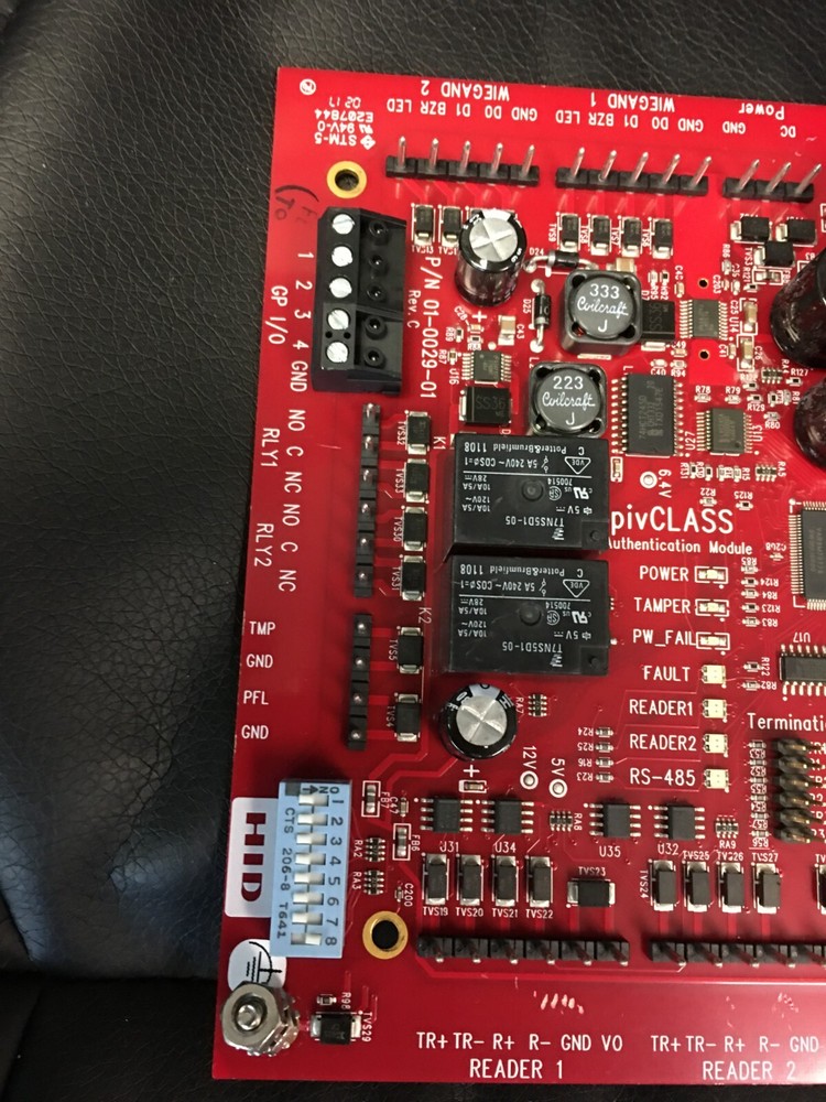 HID® pivCLASS™ Authentication Module (PAM) M2000