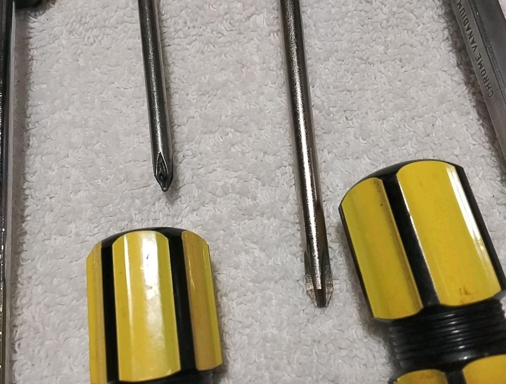 6pc ASSORTED SIZES & BRANDS PHILLIPS & SLOTTED SCREWDRIVER HANDLE SET