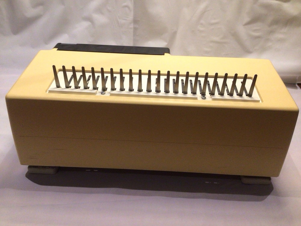 GBC Image Maker 2000 - Plastic Binding System