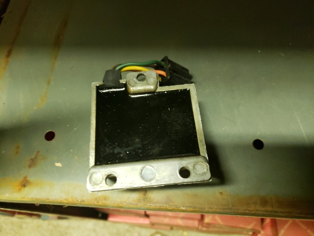 NORS KIMCO 11-0729 VOLTAGE REGULATOR