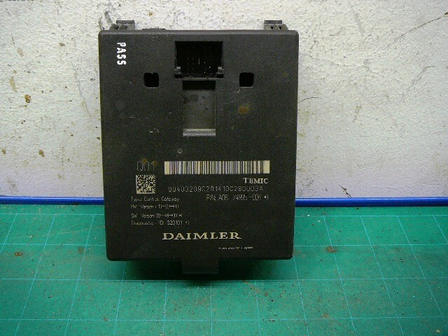 DAIMLER TEMIC CENTRAL GATEWAY CONTROL MODULE A06-74995-004
