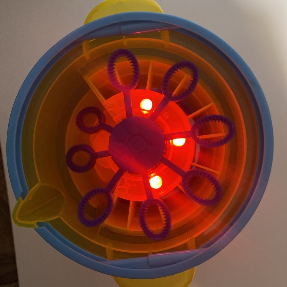 Bubble Fountain, Bubble Blaster Ultimate Blower Battery Operated