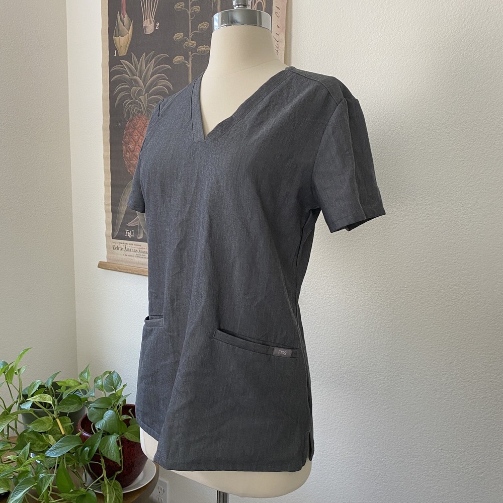 Figs Technical Collection Womans Scrub Top Short Sleeve Gray XS