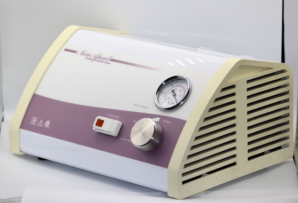 Microdermabrasion Machine Package In Excellent Condition
