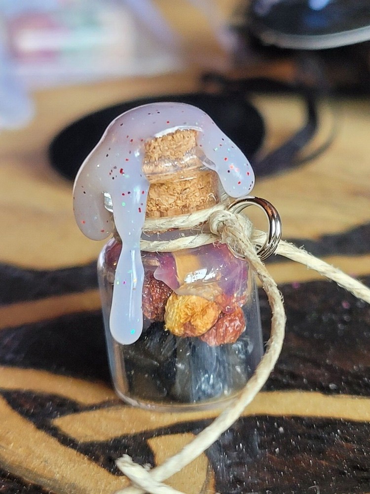 Medium Spell Jars: For Love, Luck, Healing, and More!