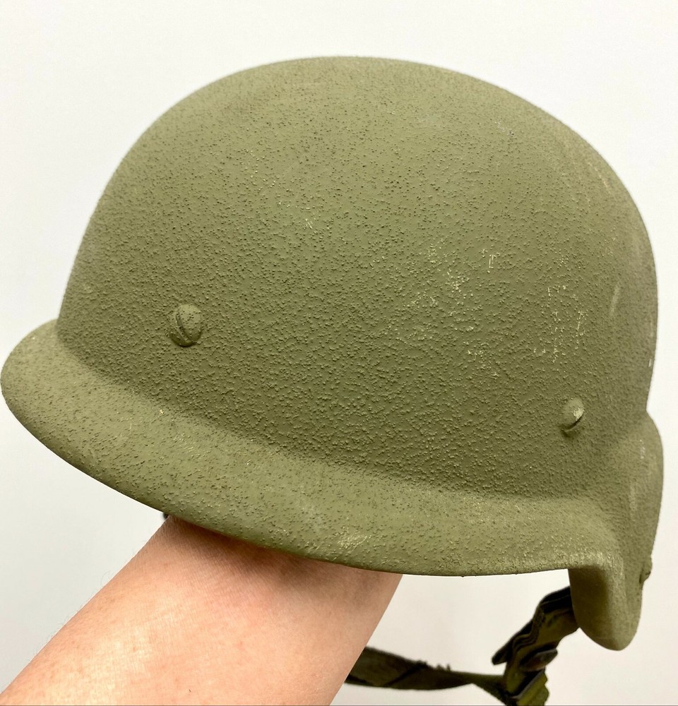 ORIGINAL US ARMY ISSUE PASGT COMBAT HELMET - SMALL